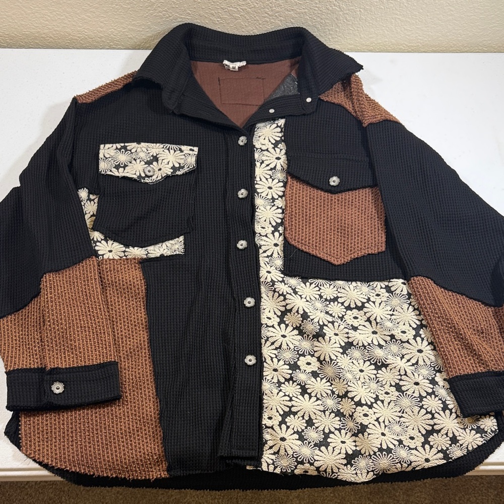 POL Two-Tone Black and Brown Waffle Knit Top